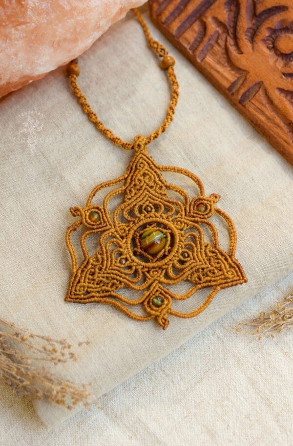 vibration flow necklace