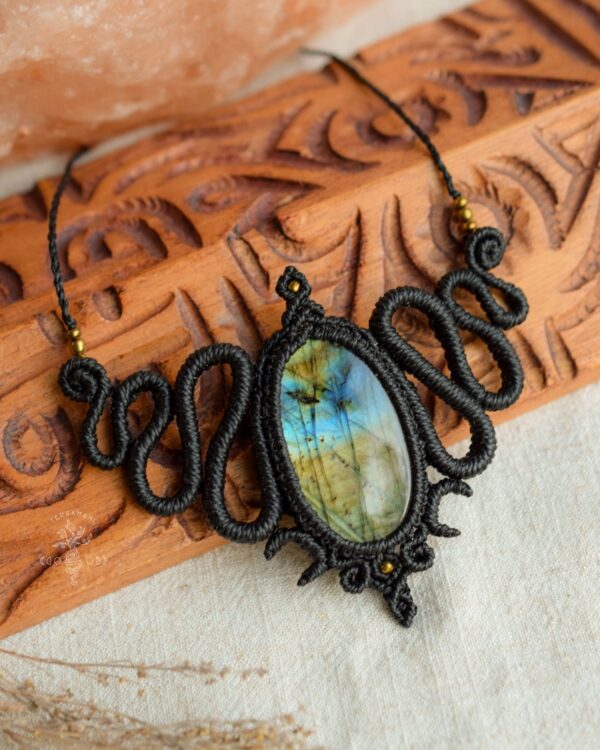 labradorite goddess necklace