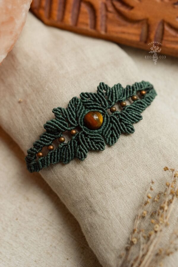 tiger eye macrame bracelet