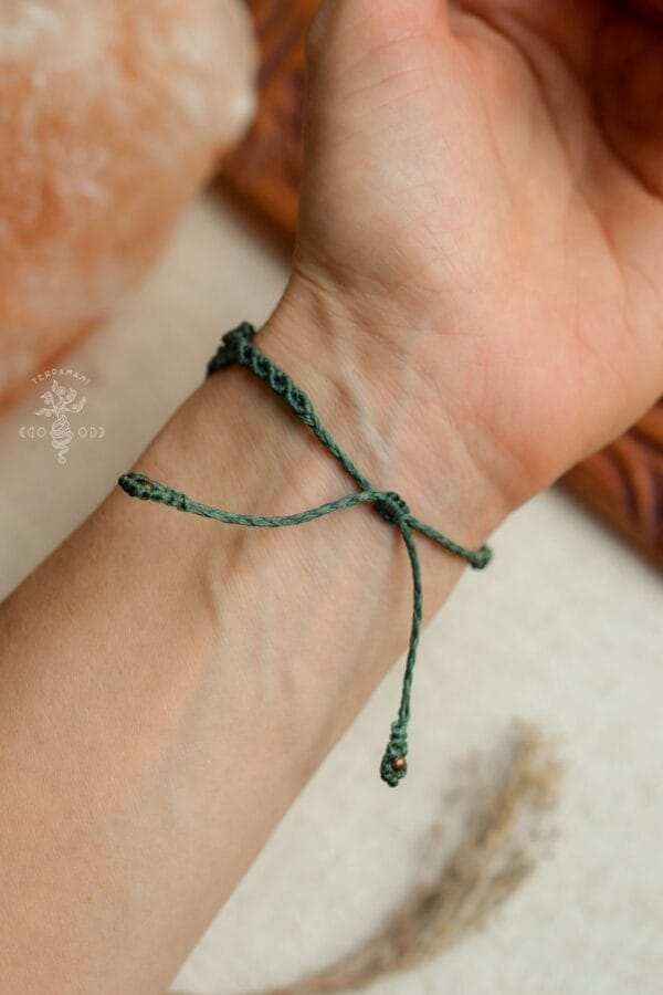 tiger eye macrame bracelet