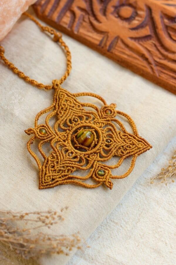 vibration flow necklace