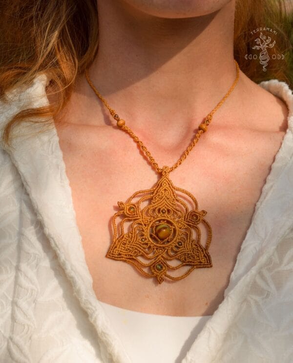 vibration flow necklace