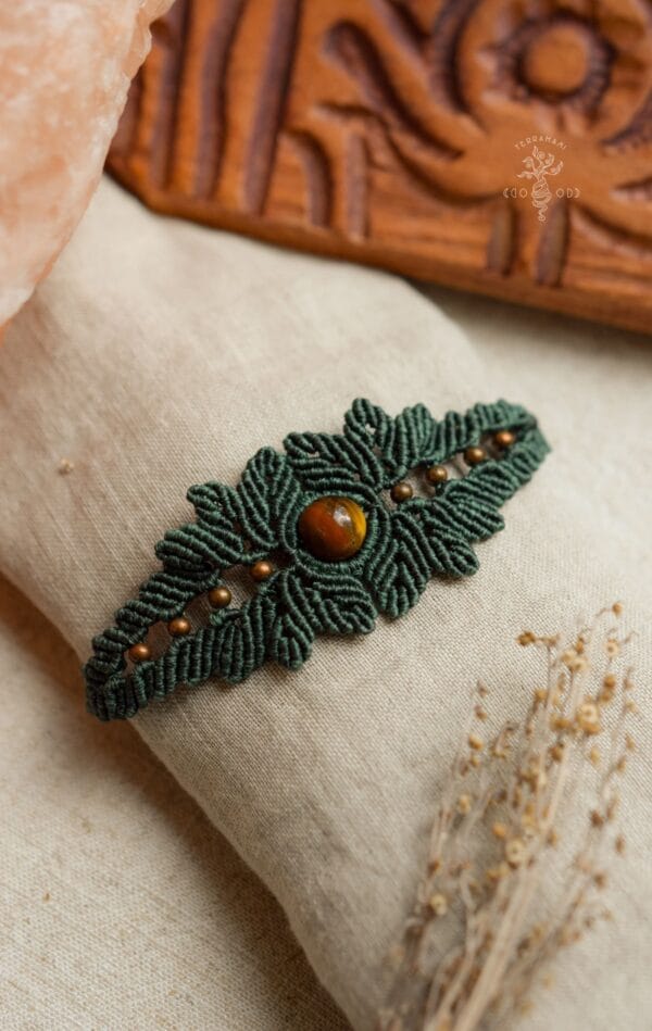 tiger eye macrame bracelet