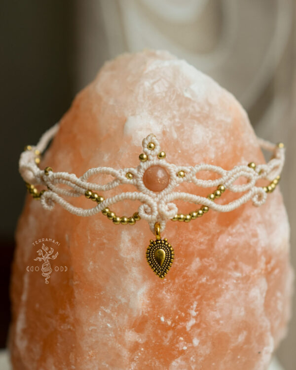 goddess choker