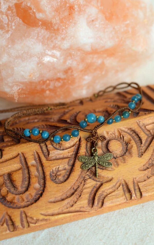dragonfly choker