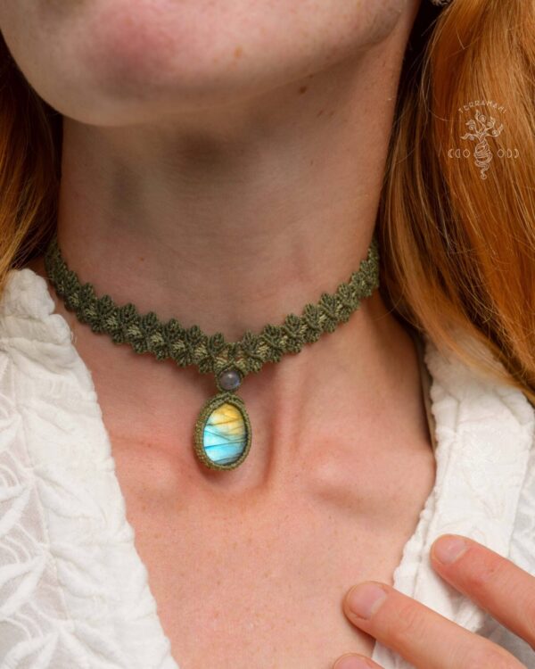 Forest fae choker with labradorite