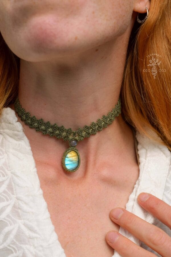 Forest fae choker with labradorite