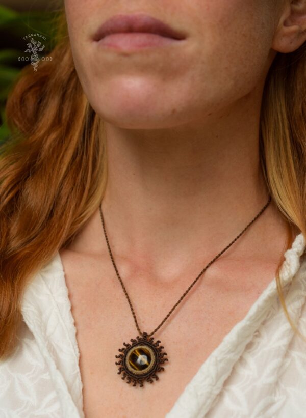 sun macrame necklace