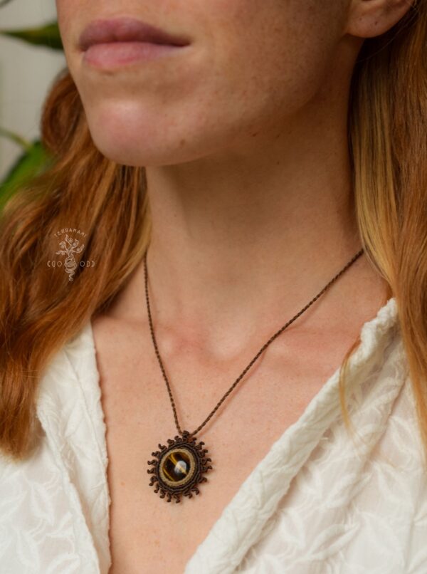 sun macrame necklace