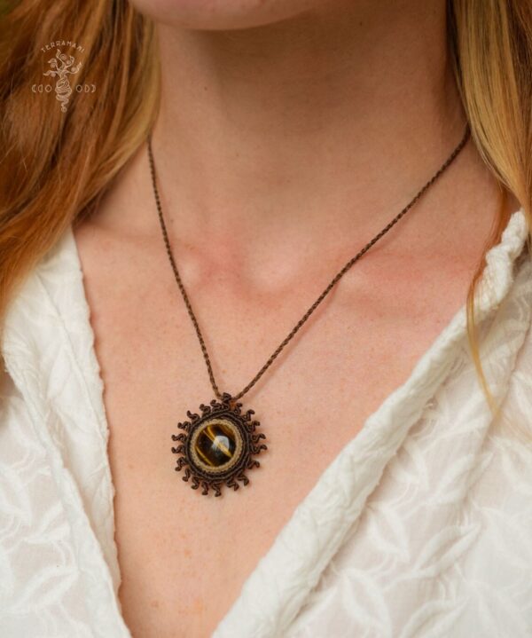 sun macrame necklace