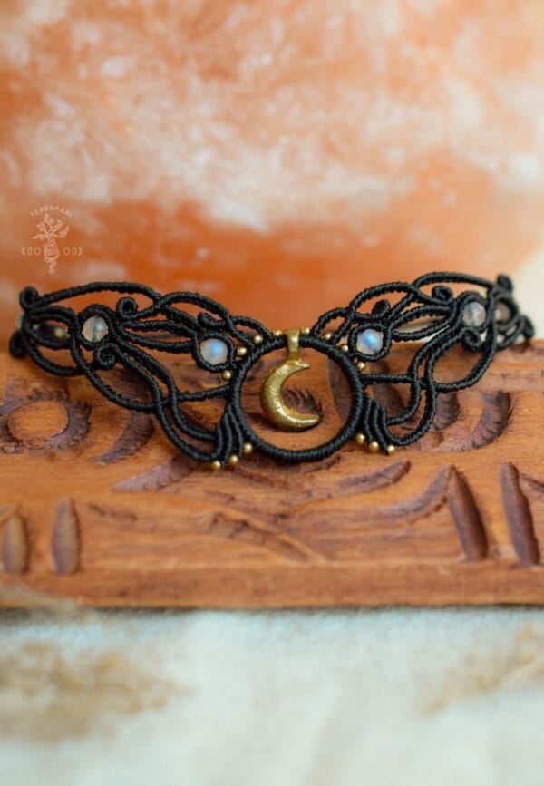 lilith macrame choker moonstone