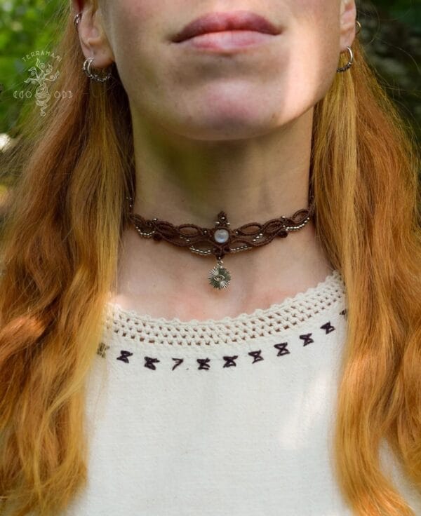 goddess choker