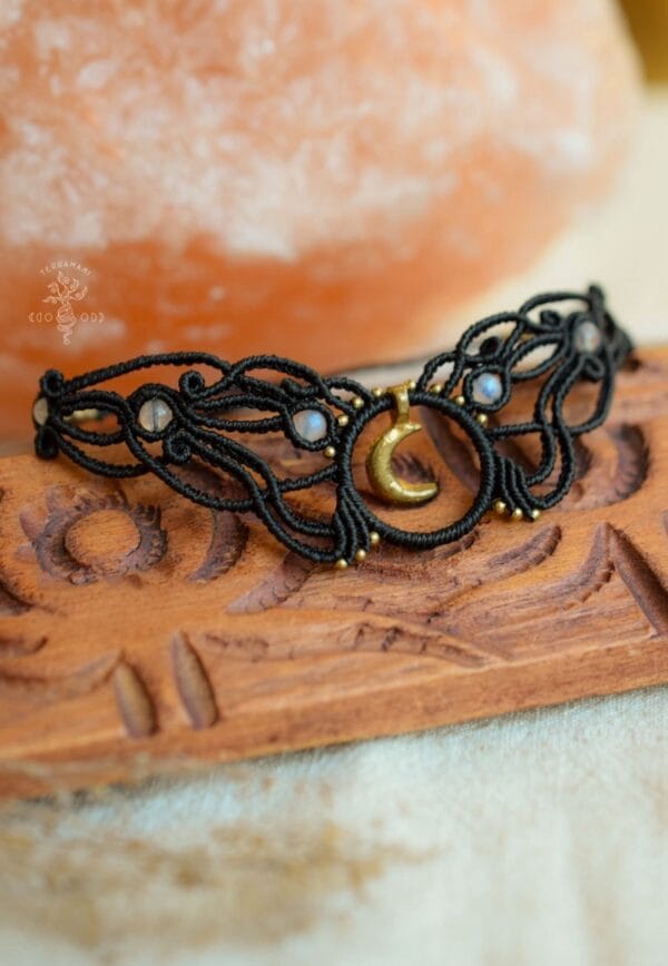 lilith macrame choker moonstone