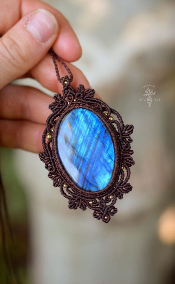 blue labradorite forest necklace