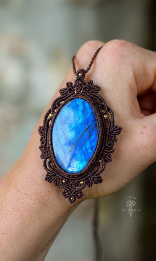 blue labradorite forest necklace