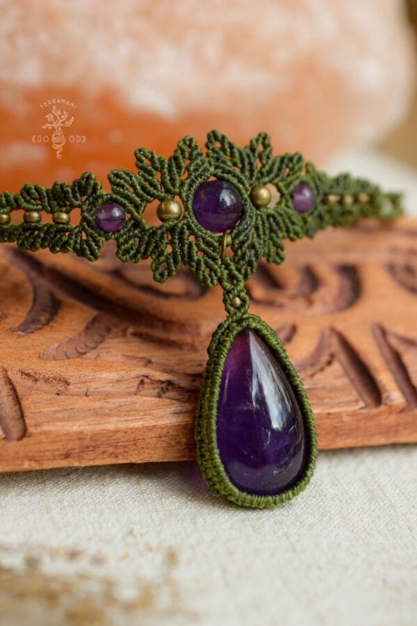 amethyst forest choker
