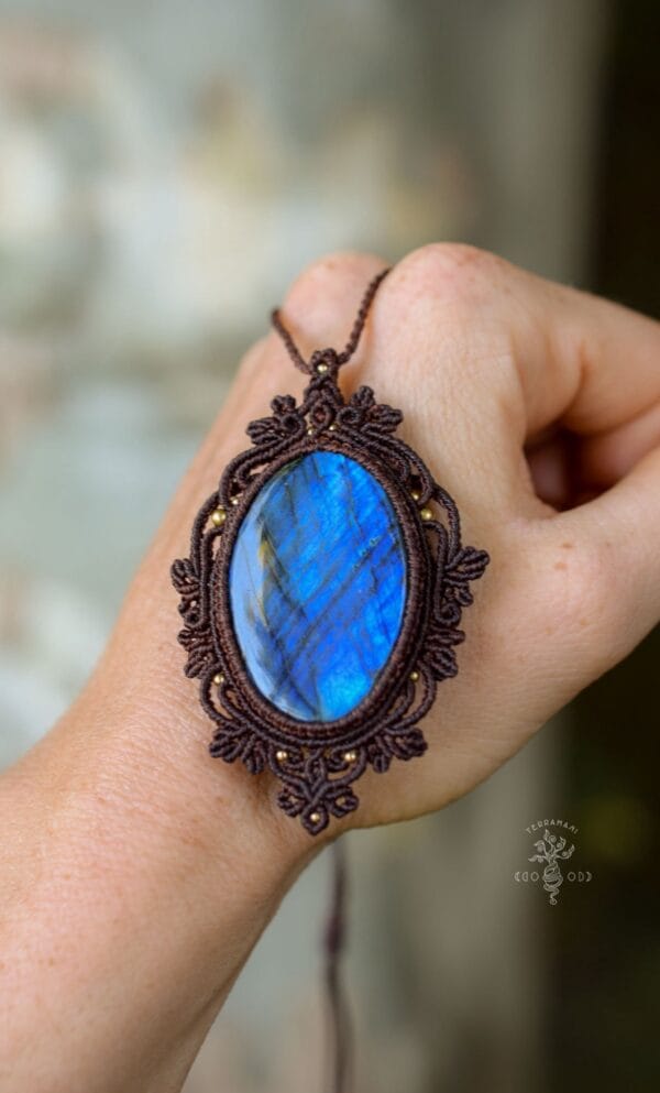 blue labradorite forest necklace