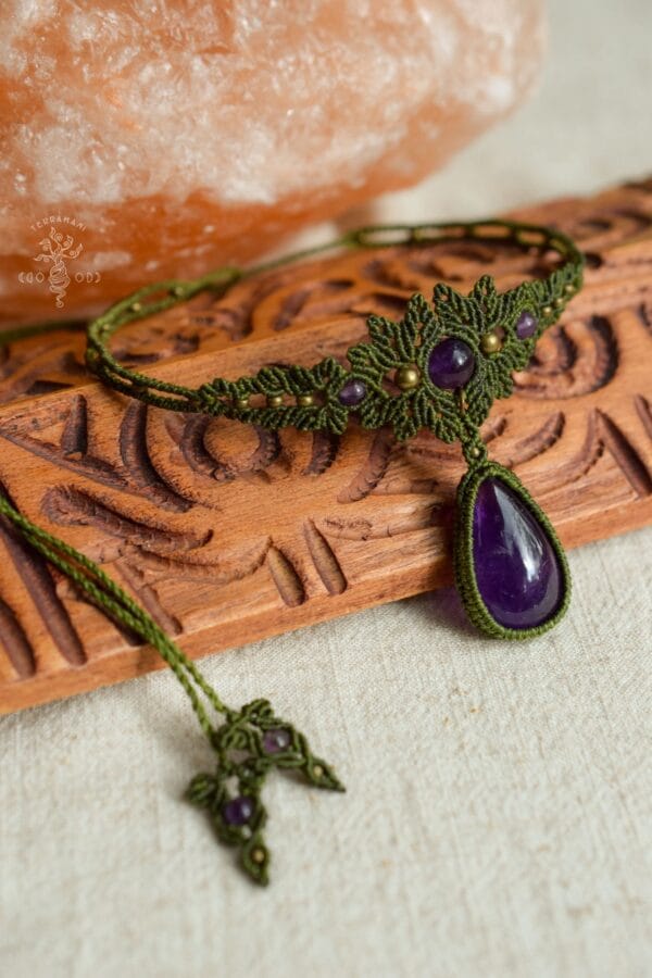 amethyst forest choker