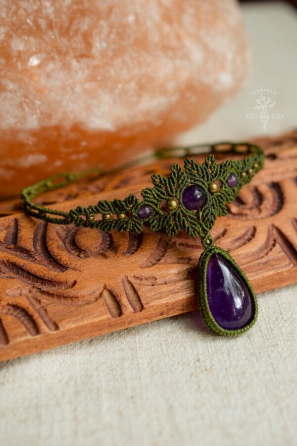 amethyst forest choker