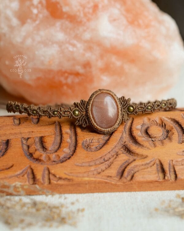 peach moonstone macrame choker