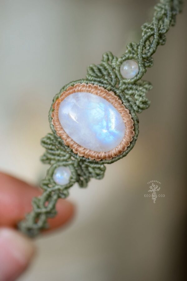 moonstone macrame bracelet
