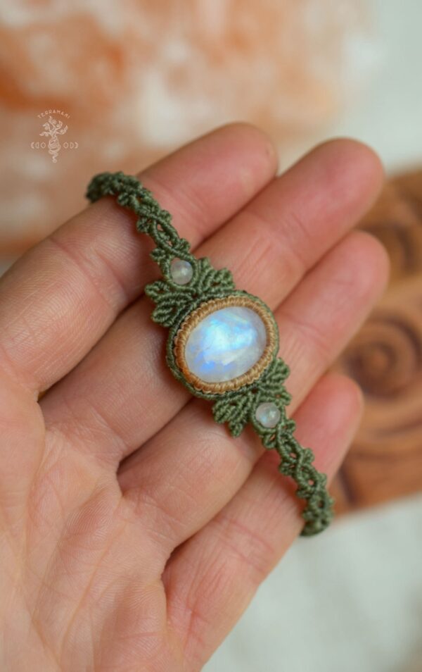 moonstone macrame bracelet
