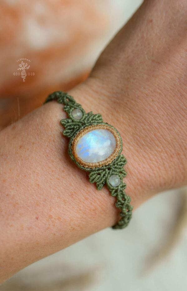 moonstone macrame bracelet