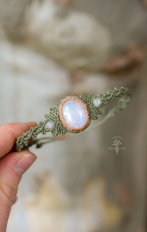 moonstone macrame bracelet