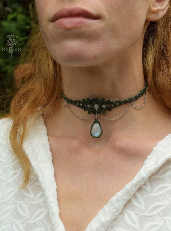 moonstone forest choker