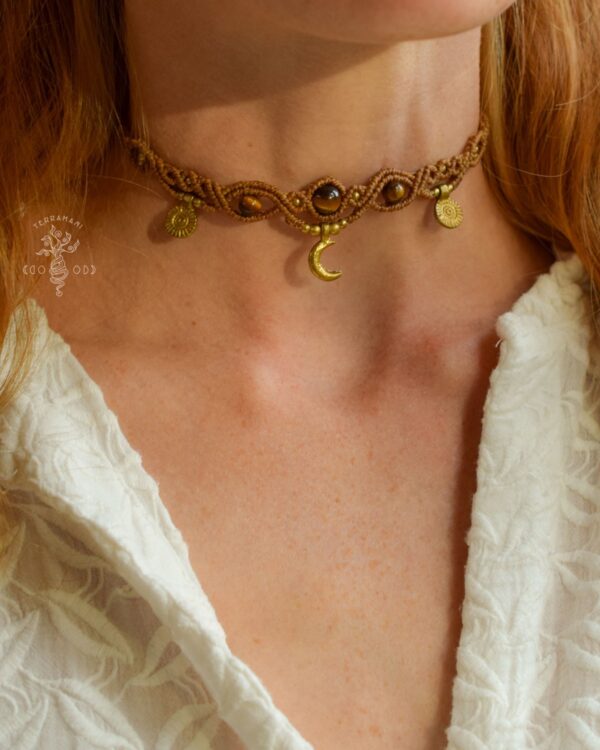 goddess choker