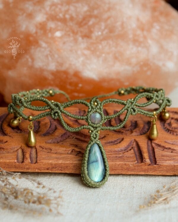 labradorite choker