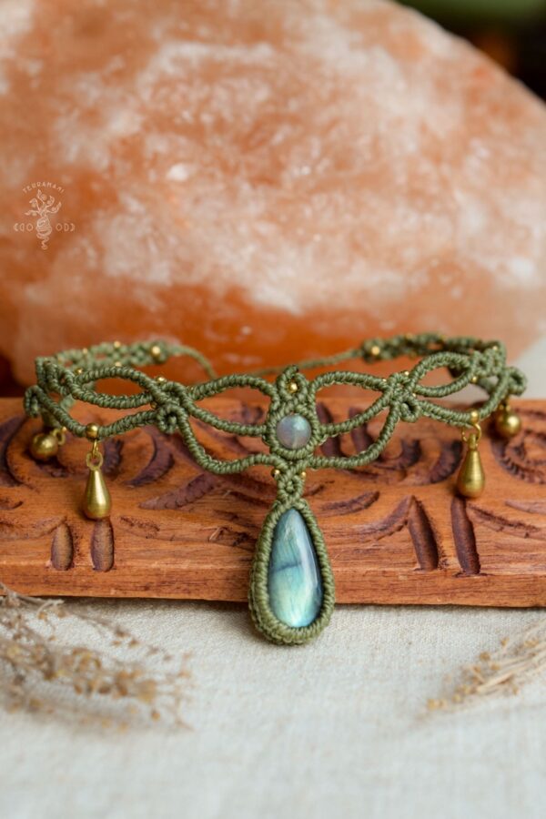 labradorite choker
