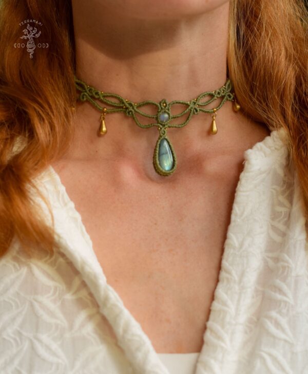 labradorite choker