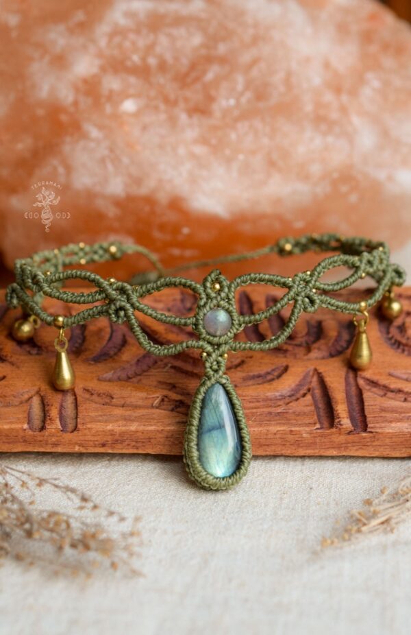 labradorite choker
