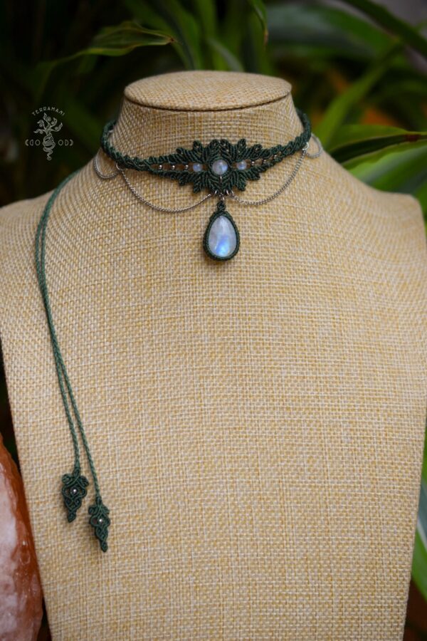 moonstone forest choker