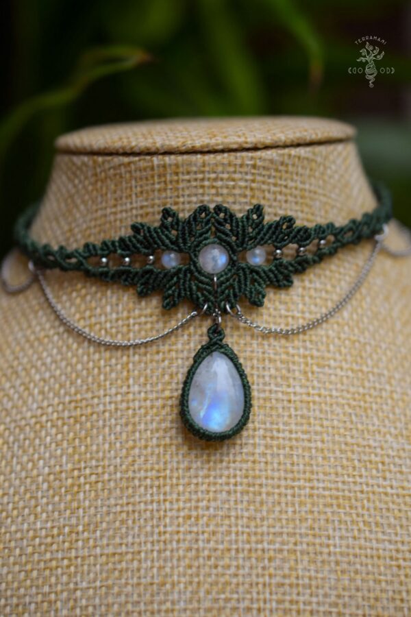 moonstone forest choker