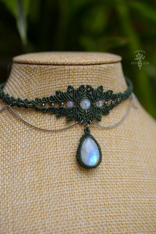 moonstone forest choker