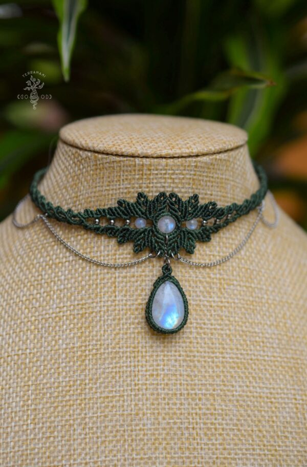 moonstone forest choker