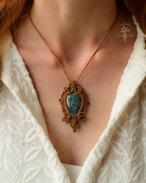 apatite nymph necklace