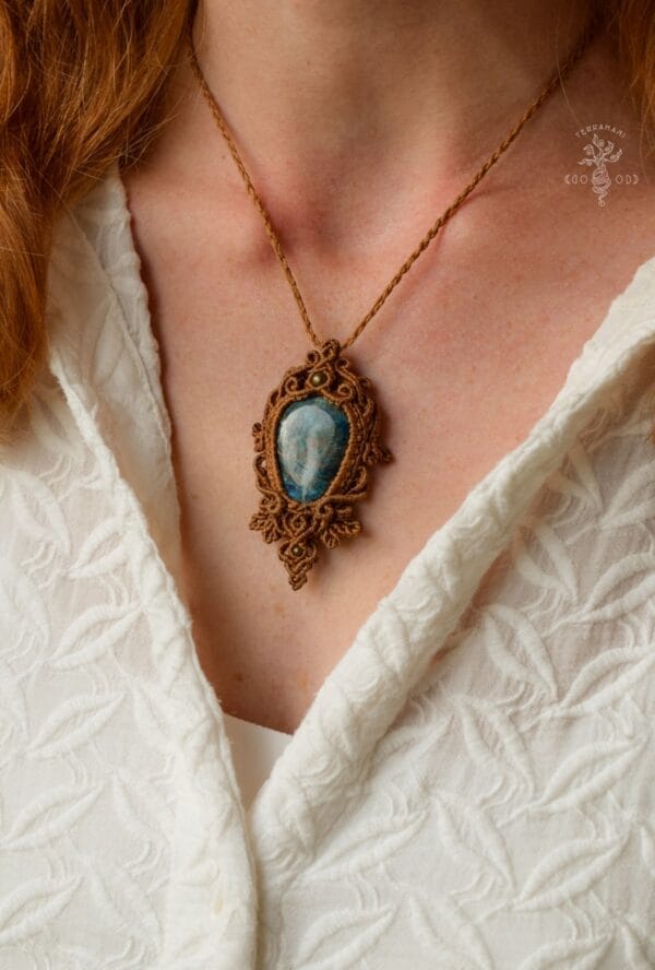apatite nymph necklace