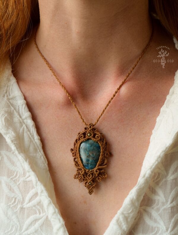 apatite nymph necklace
