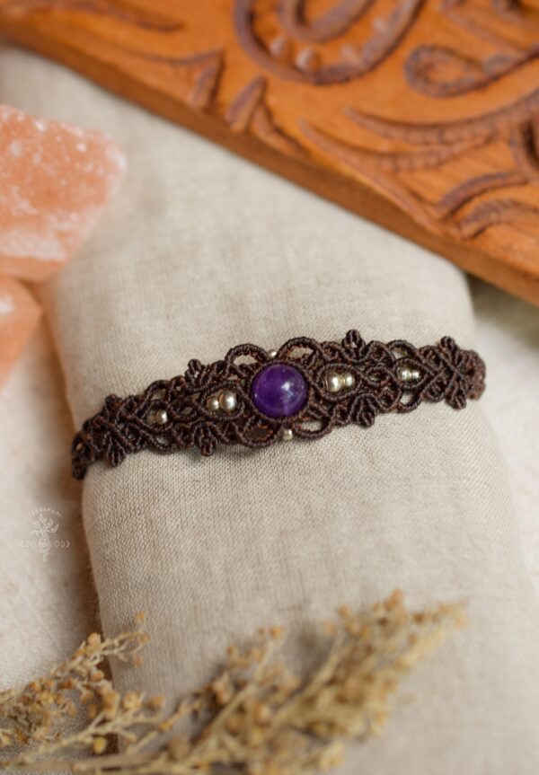 BD45DD80-A66A-4907-93D8-CE548DBD351B gemstone macrame bracelet