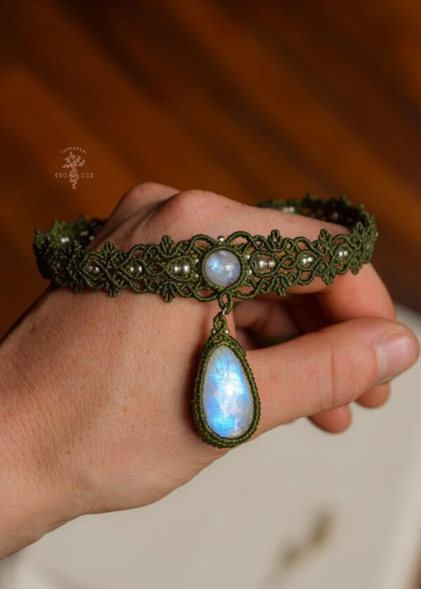 moonstone choker