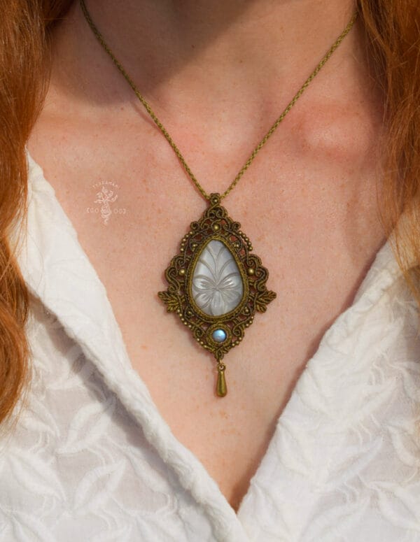 lady of the forest moonstone necklace