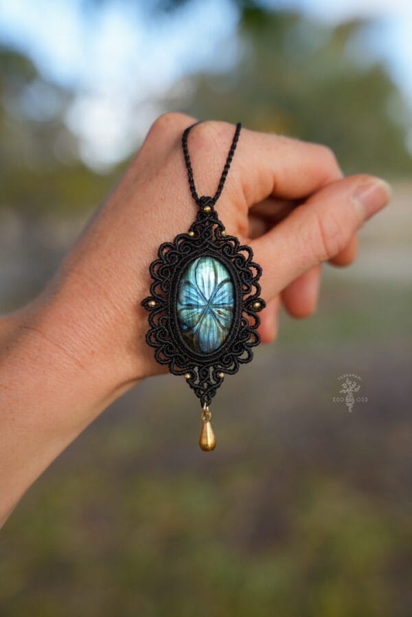 labradorite necklace