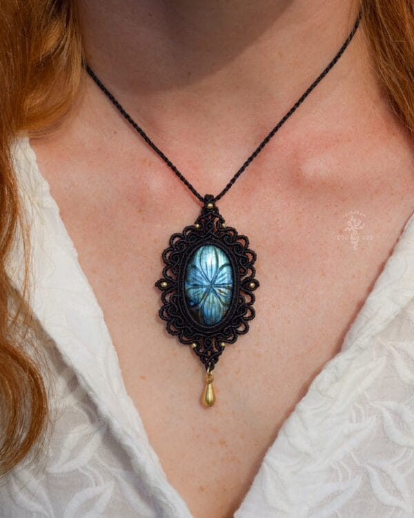 bloom labradorite necklace