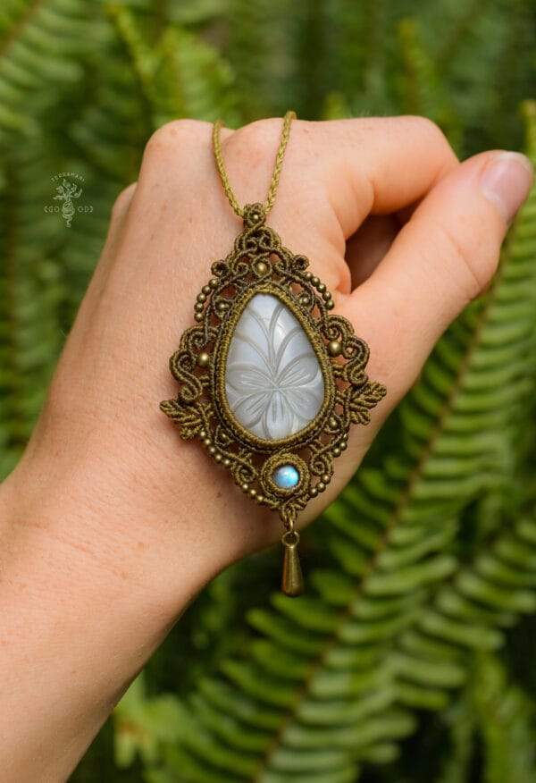 lady of the forest moonstone necklace