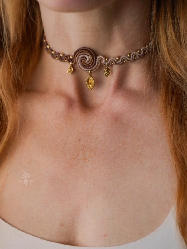 spiral choker