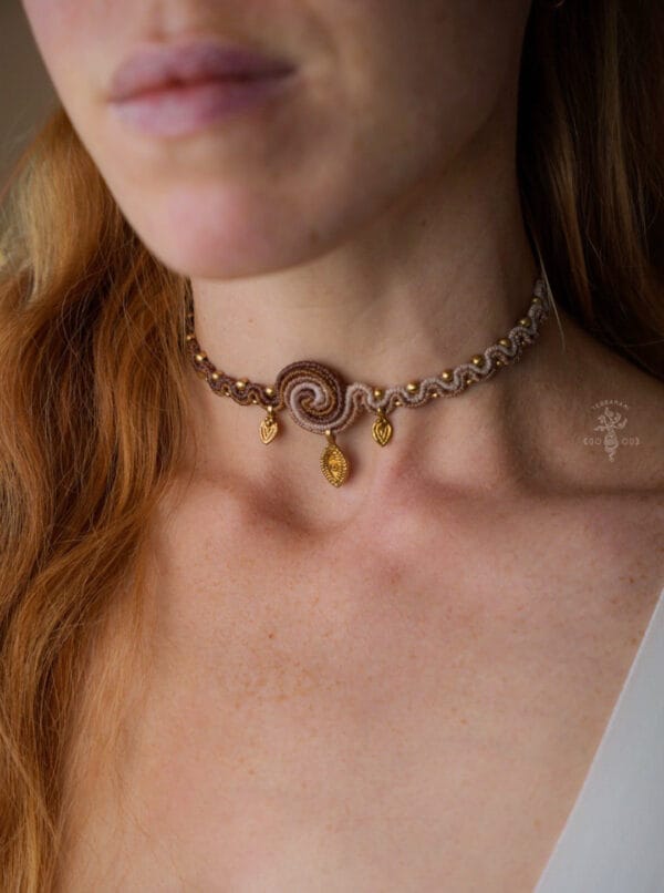 spiral choker